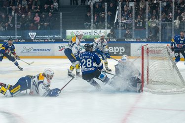 Fribourg-Gottéron VS EHC Kloten
